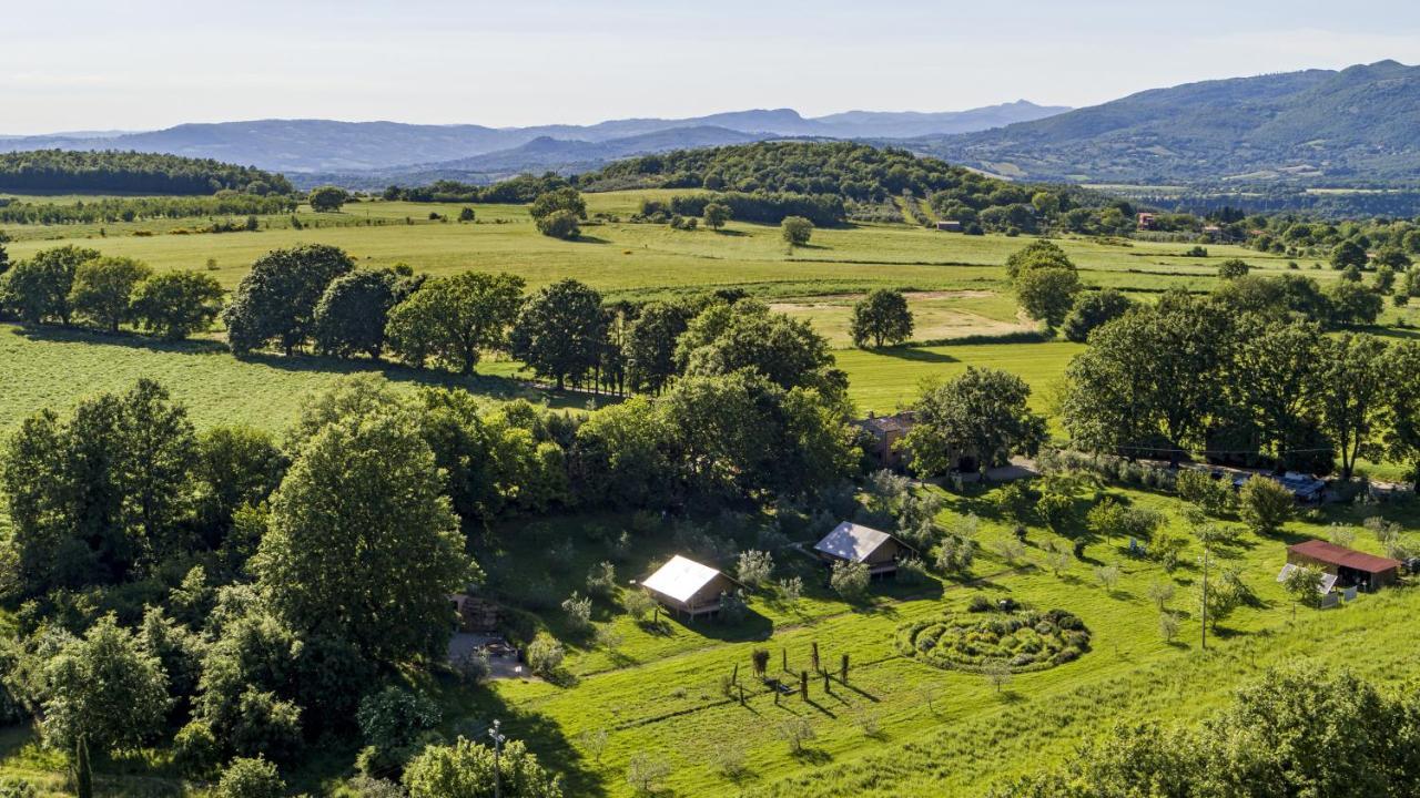 Glamping In Toscana, Luxury Tents In Agriturismo Biologico Sorano  Kültér fotó