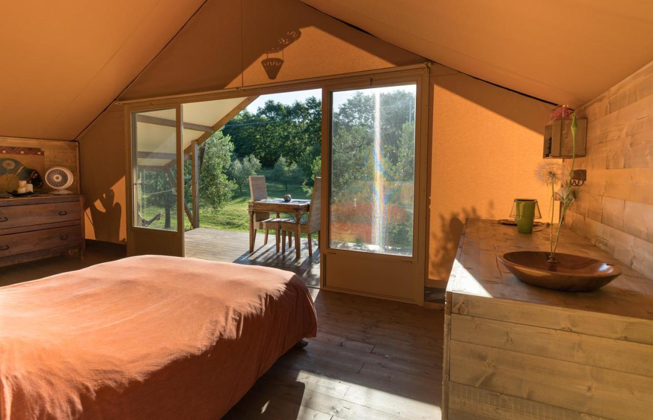 Glamping In Toscana, Luxury Tents In Agriturismo Biologico Sorano  Kültér fotó