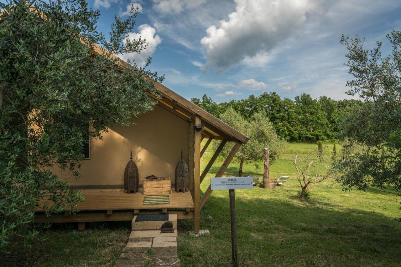 Glamping In Toscana, Luxury Tents In Agriturismo Biologico Sorano  Kültér fotó