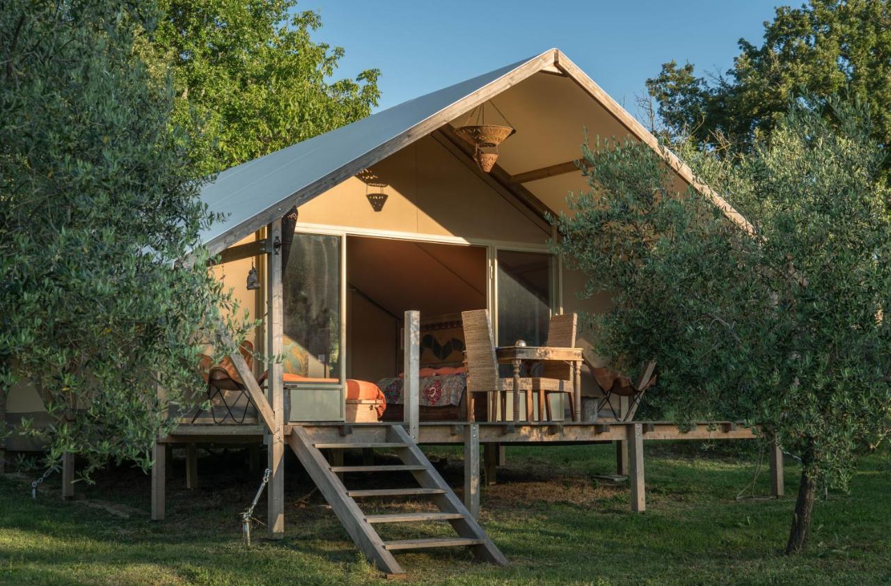 Glamping In Toscana, Luxury Tents In Agriturismo Biologico Sorano  Kültér fotó